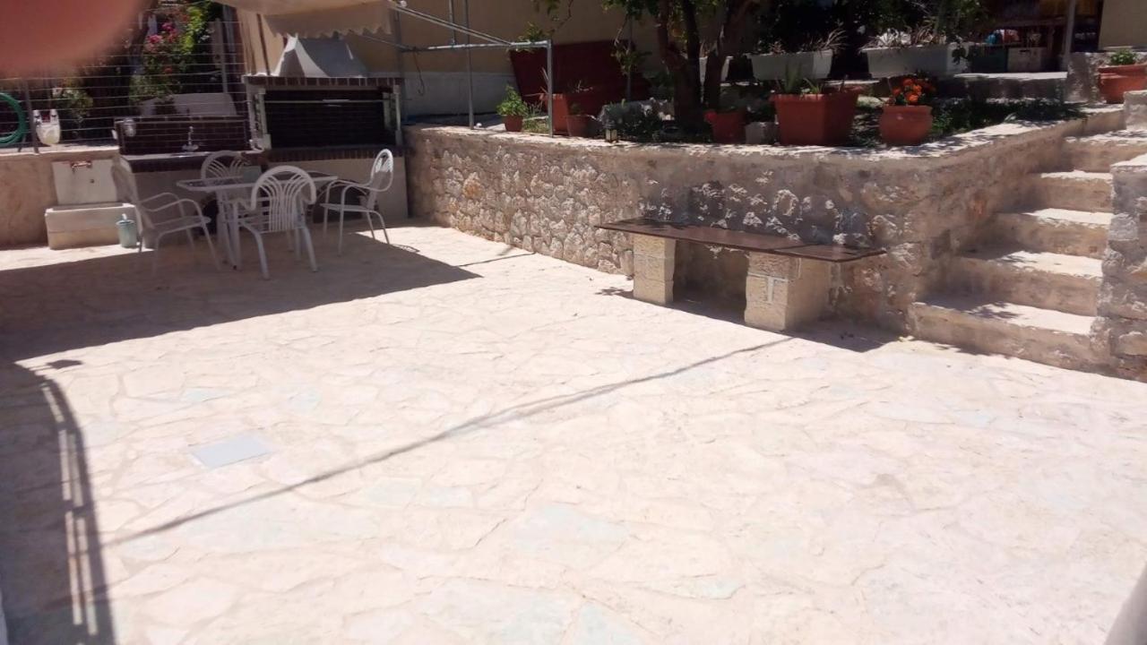 הוילה Korifásion Balcony With View מראה חיצוני תמונה